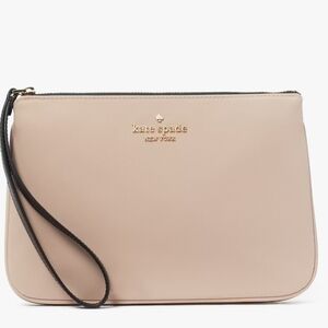 NWT~Kate Spade Chelsea medium wristlet
